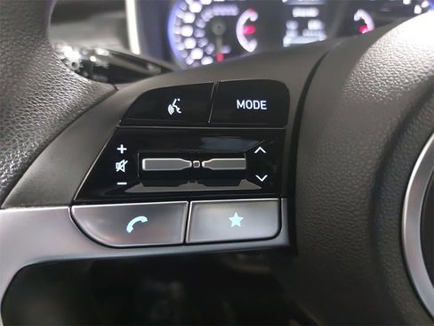 Used 2023 Hyundai Santa Cruz SEL image 16