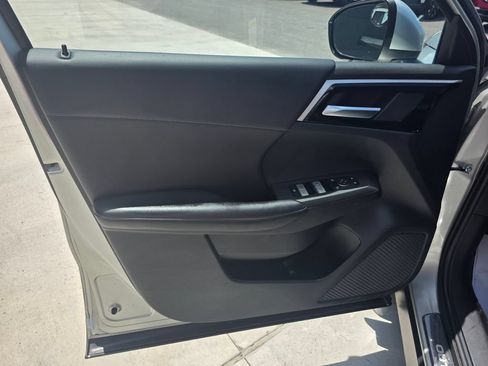 Used 2022 Mitsubishi Outlander SE AWD/4WD image 13