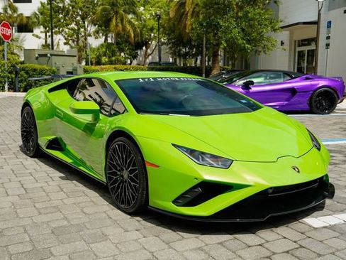 Used 2021 Lamborghini Huracan EVO RWD image 38