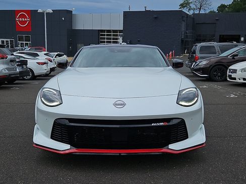 Certified 2024 Nissan Z NISMO w/ Floor Mat Package RWD image 2