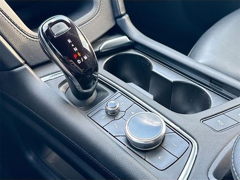 Used 2023 Cadillac XT6 Premium Luxury w/ Technology Package image 18