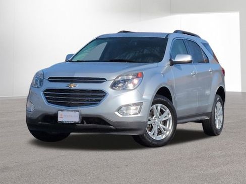 Used 2017 Chevrolet Equinox LT w/ Convenience Package image 1