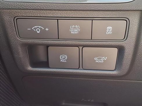 New 2025 Hyundai Sonata Limited image 21