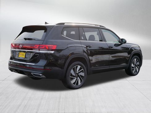 New 2026 Volkswagen Atlas SE image 4