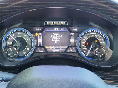 Used 2019 RAM 1500 Limited AWD/4WD image 15
