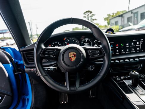 Used 2022 Porsche 911 GT3 RS image 63