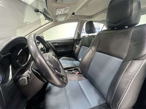 Used 2016 Toyota Corolla S image 11