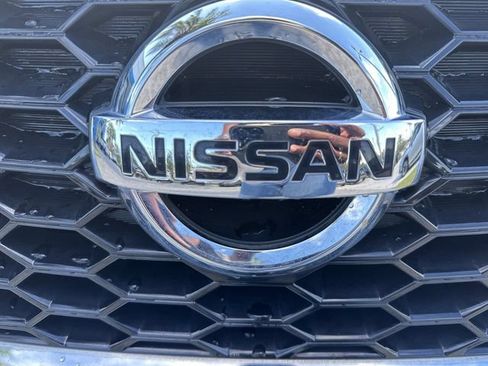 Used 2022 Nissan Murano SV FWD image 10