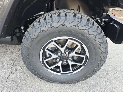 New 2026 Jeep Wrangler Unlimited Rubicon image 22