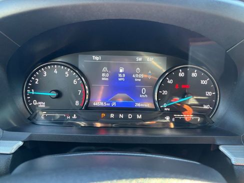 Used 2020 Ford Explorer XLT image 19