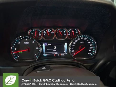 Used 2019 Chevrolet Suburban LT image 18