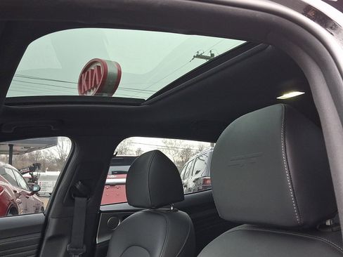 Used 2023 Kia Stinger GT2 image 14