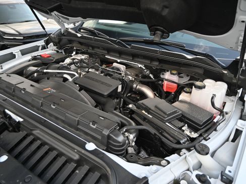 Used 2026 GMC Sierra 3500 Denali Ultimate AWD/4WD image 37