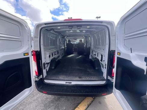 Used 2024 Ford Transit 250 Low Roof AWD image 26