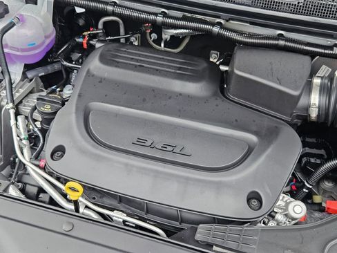 New 2026 Chrysler Pacifica Select image 39