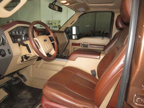 Used 2011 Ford F250 King Ranch w/ Camper Pkg AWD/4WD image 20