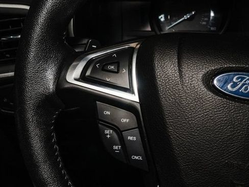Used 2016 Ford Edge SEL w/ Equipment Group 201A AWD/4WD image 36