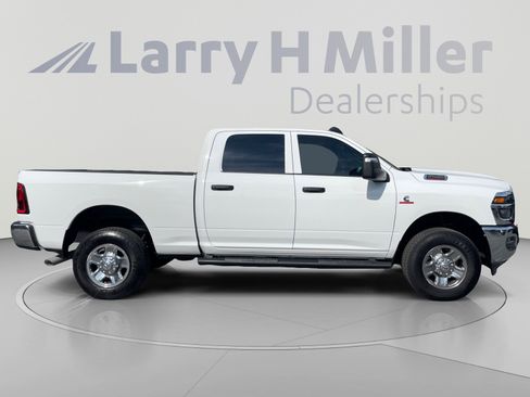 New 2026 RAM 2500 Tradesman AWD/4WD image 6