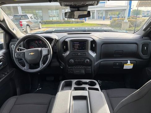 New 2026 Chevrolet Silverado 2500 Custom w/ Custom Convenience Package image 9