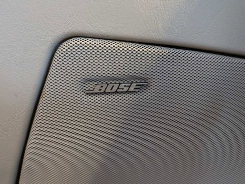 Used 2005 Cadillac XLR image 24