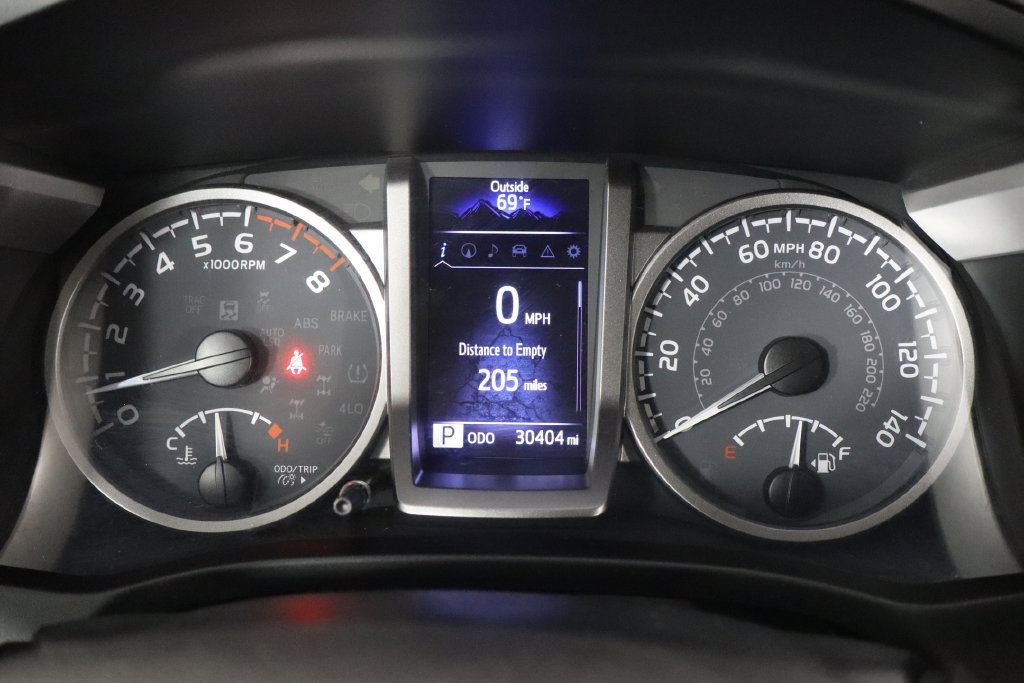 Used 2023 Toyota Tacoma SR5 AWD/4WD image 11