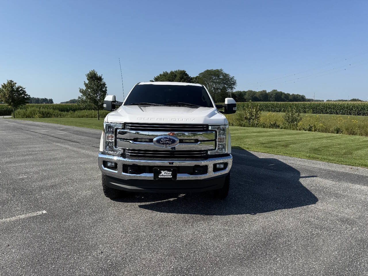 Used 2017 Ford F350 Lariat w/ Lariat Ultimate Package AWD/4WD image 4