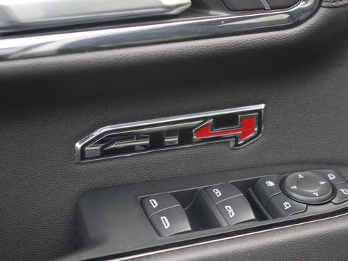 Used 2024 GMC Sierra 1500 AT4 w/ Technology Package image 15