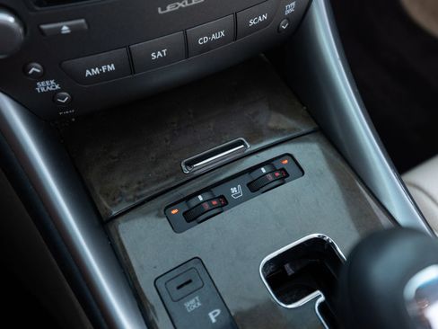 Used 2010 Lexus IS 250C IS 250 Sport Convertible 2D image 32