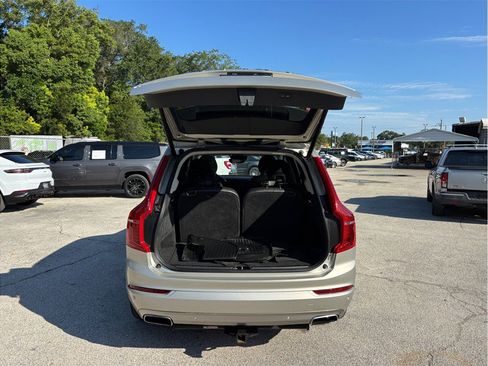 Used 2018 Volvo XC90 T6 Momentum w/ Convenience Package AWD/4WD image 49