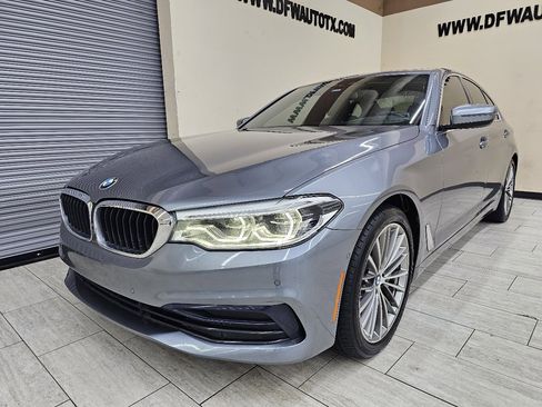 Used 2019 BMW 540i xDrive image 2