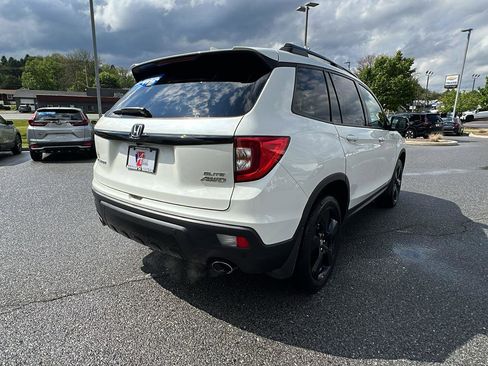 Used 2019 Honda Passport Elite image 4