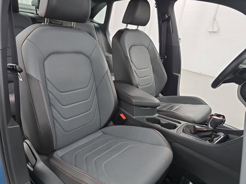 Certified 2025 Volkswagen Jetta GLI Autobahn w/ GLI Black Package image 10