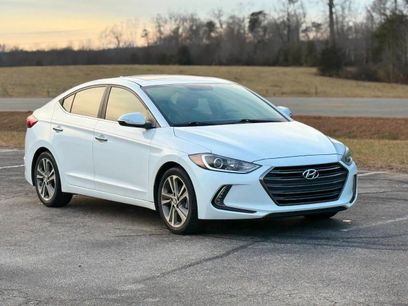 Used 2017 Hyundai Elantra Limited w/ Limited Tech Package 04