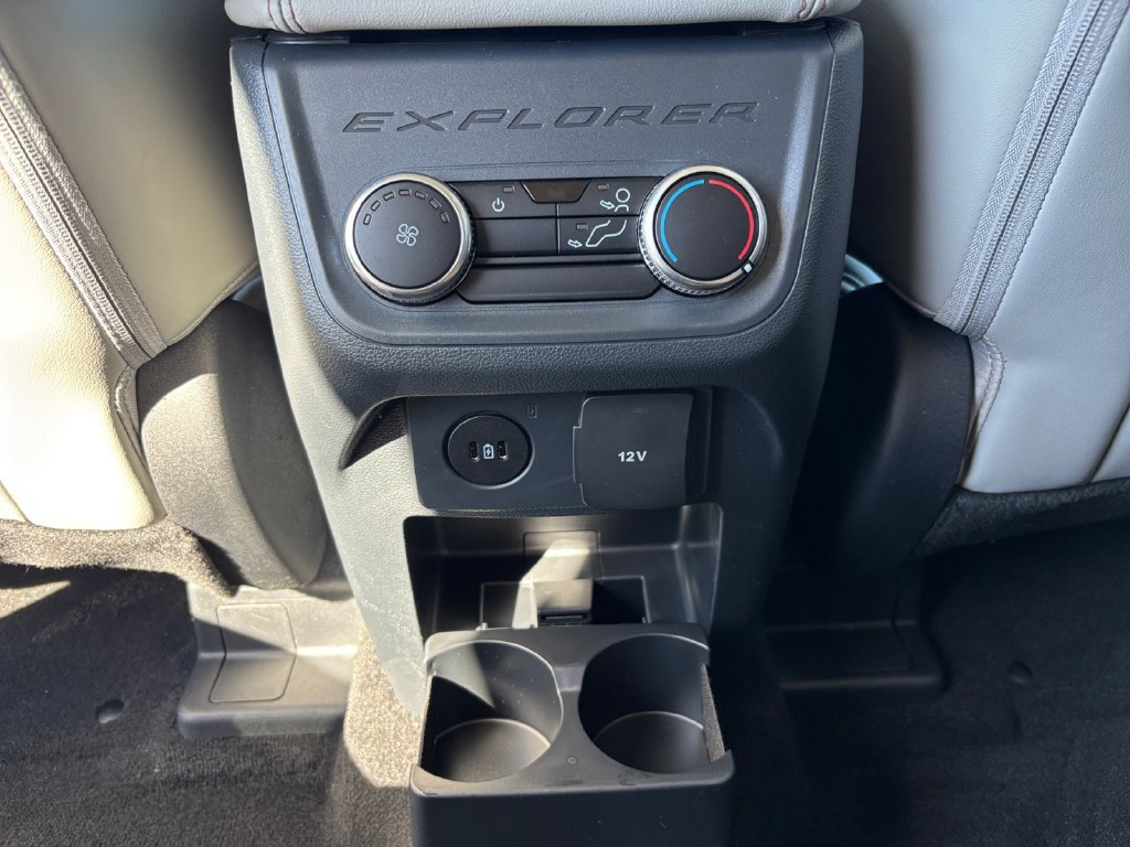 Used 2026 Ford Explorer Active w/ Active Comfort Package AWD/4WD image 24