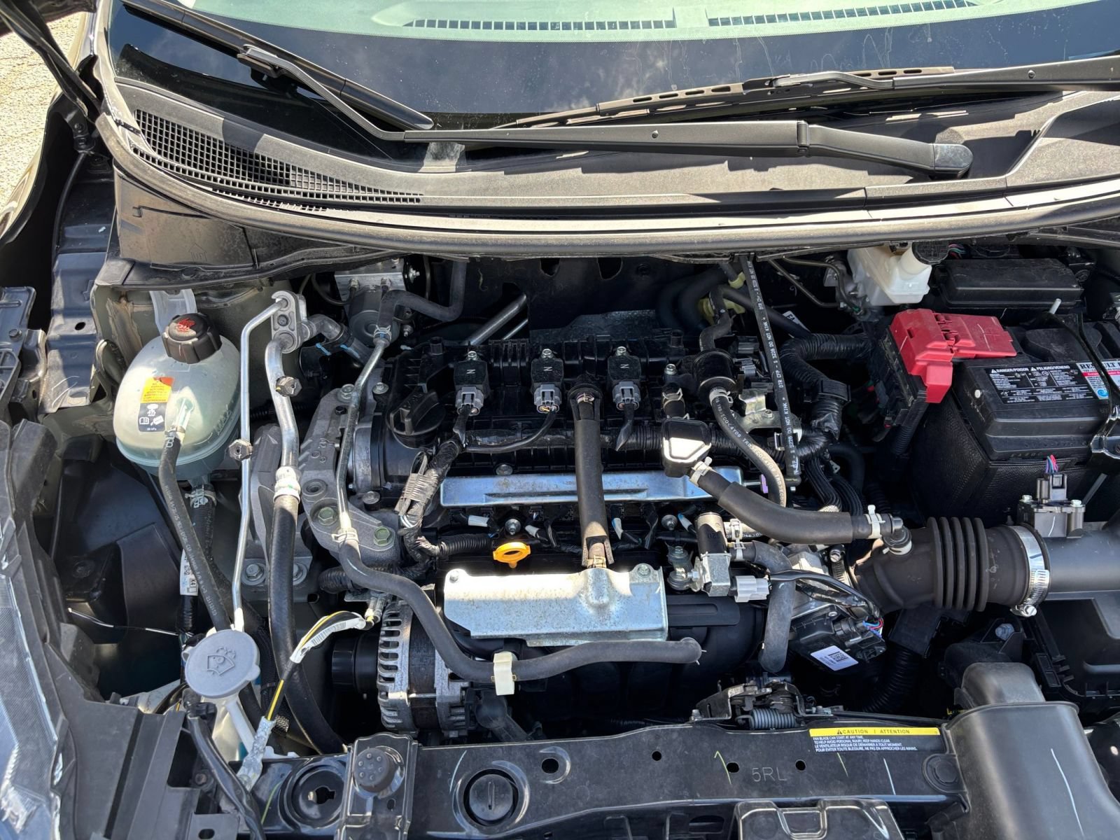 Used 2025 Nissan Versa SV FWD image 29