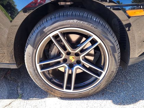 Used 2021 Porsche Macan S AWD/4WD image 14