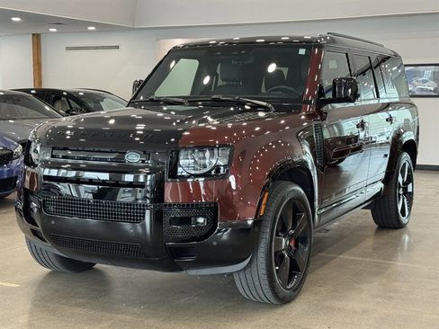 Used 2023 Land Rover Defender 130 X image 1