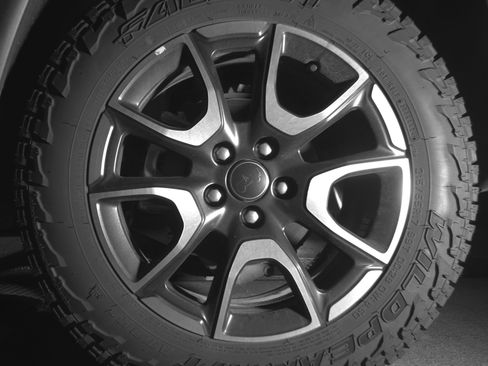 Used 2025 Jeep Compass Trailhawk AWD/4WD image 14