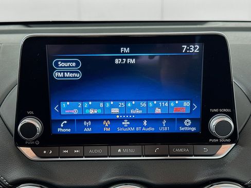 Used 2025 Nissan Sentra SV image 19