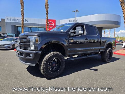 Used 2019 Ford F250 Lariat w/ Lariat Ultimate Package AWD/4WD image 2
