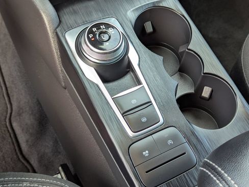 Certified 2025 Ford Escape Active FWD image 28
