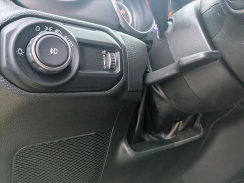 Used 2023 Jeep Wrangler Sport S image 15