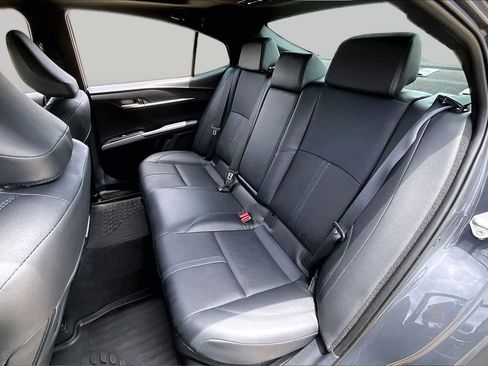Used 2025 Toyota Camry XSE FWD image 18