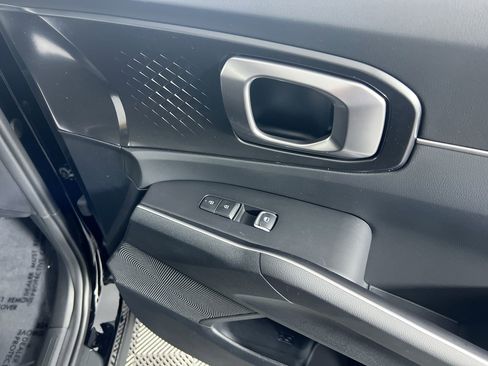 New 2026 Kia Sorento LX FWD image 34