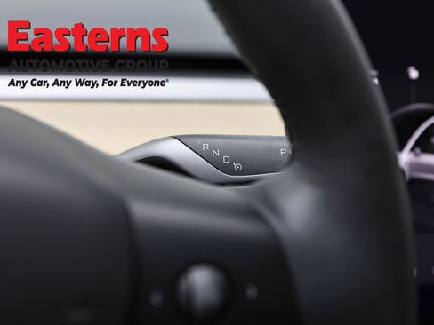 Used 2023 Tesla Model 3 Standard Range image 13