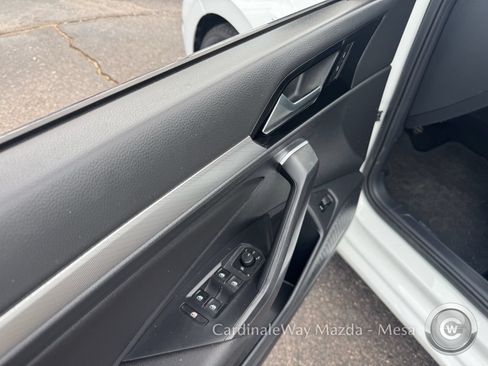 Used 2020 Volkswagen Jetta R-Line w/ R-Line Cold Weather Package FWD image 13