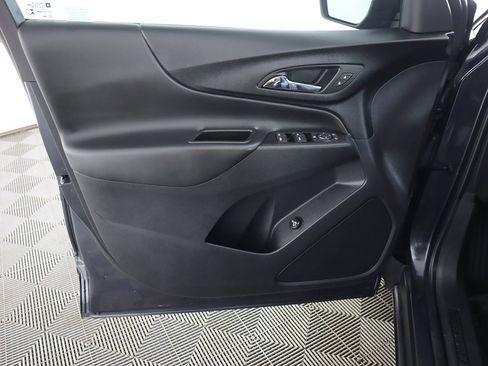 Used 2023 Chevrolet Equinox LT image 21