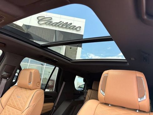 Used 2024 Cadillac Escalade Sport w/ LPO, ONYX Package AWD/4WD image 18