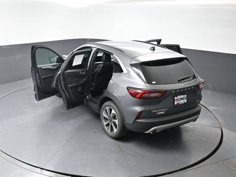 Used 2025 Ford Escape Platinum AWD/4WD image 62