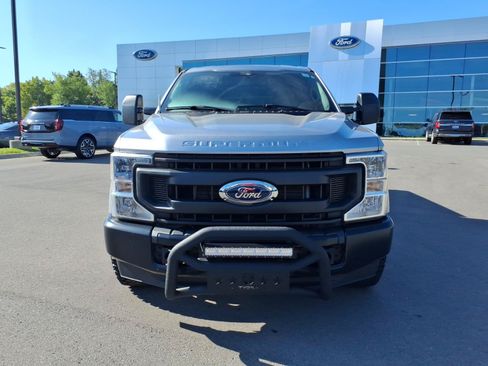 Used 2022 Ford F250 XL RWD image 8